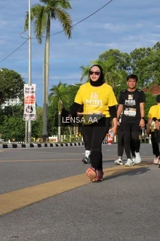 Runner Photo 1990738