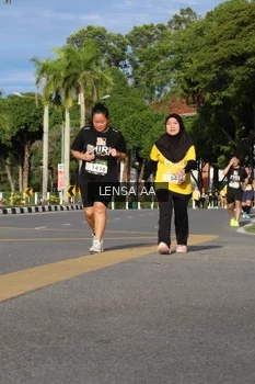 Runner Photo 1990967
