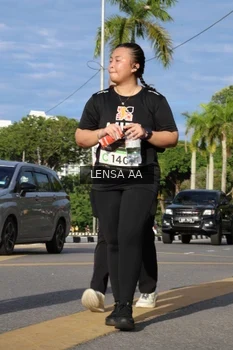 Runner Photo 1991829
