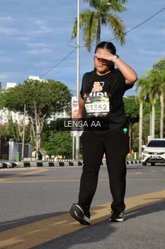 Runner Photo 1991931