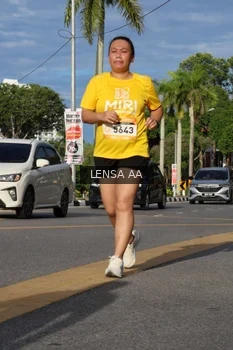 Runner Photo 1992011