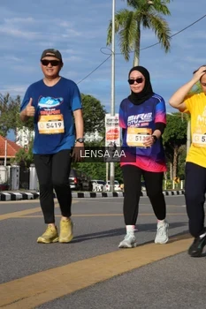 Runner Photo 1992053
