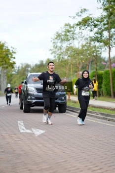 Runner Photo 1992143