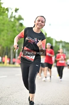 Runner Photo 1994828
