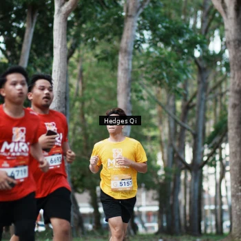 Runner Photo 1995666