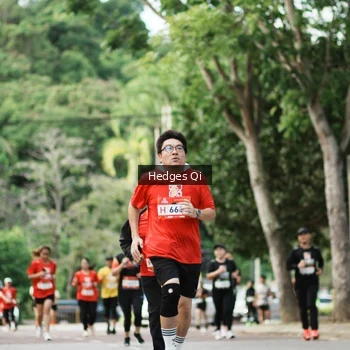 Runner Photo 1995702