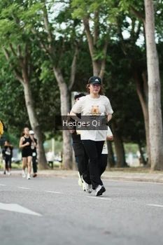 Runner Photo 1996071