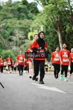 Runner Photo 1996076