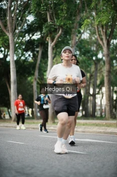 Runner Photo 1996104