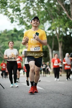 Runner Photo 1996160
