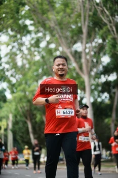 Runner Photo 1996180