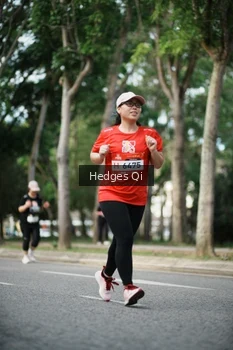 Runner Photo 1996258