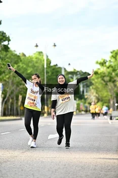 Runner Photo 1997255