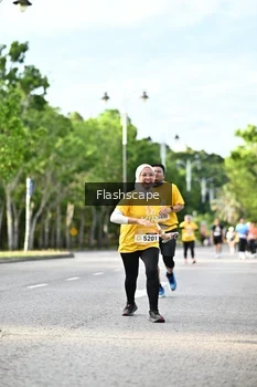 Runner Photo 1997258
