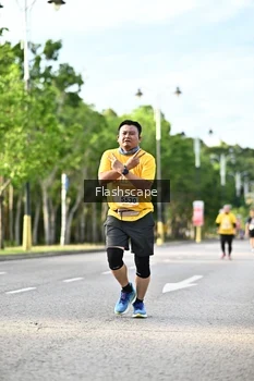 Runner Photo 1997259