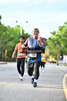 Runner Photo 1997271