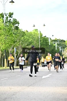Runner Photo 1997311