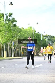 Runner Photo 1997337