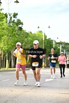 Runner Photo 1997391