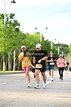 Runner Photo 1997392