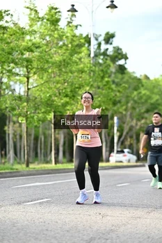 Runner Photo 1997419