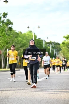 Runner Photo 1997422