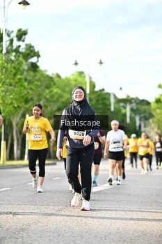 Runner Photo 1997423