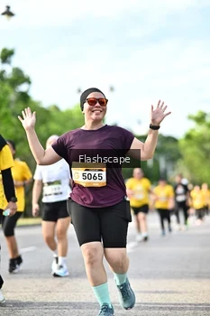Runner Photo 1997424