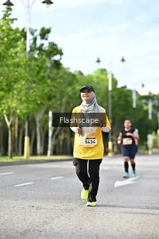 Runner Photo 1997500
