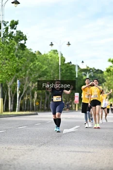 Runner Photo 1997503