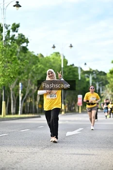 Runner Photo 1997517