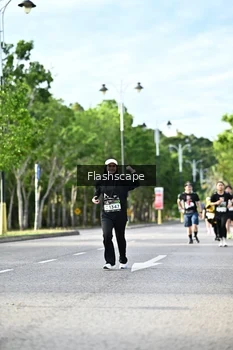 Runner Photo 1997527