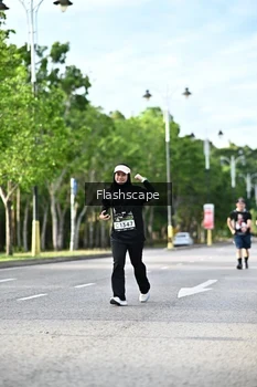 Runner Photo 1997532