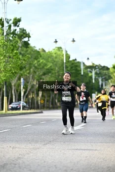 Runner Photo 1997536