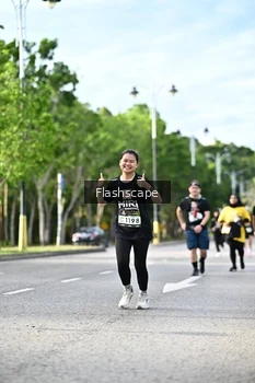 Runner Photo 1997539