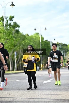 Runner Photo 1997546