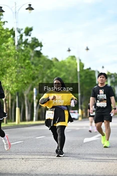 Runner Photo 1997550