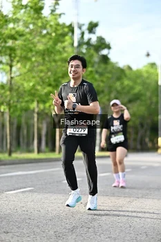 Runner Photo 1997551
