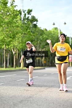 Runner Photo 1997555