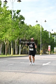 Runner Photo 1997579