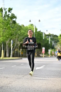 Runner Photo 1997588