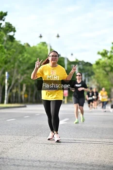Runner Photo 1997657