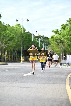 Runner Photo 1997664