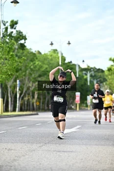 Runner Photo 1997671