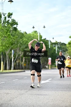 Runner Photo 1997675