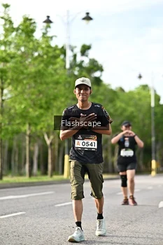 Runner Photo 1997736