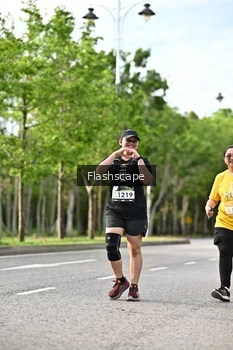 Runner Photo 1997739