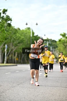 Runner Photo 1997760
