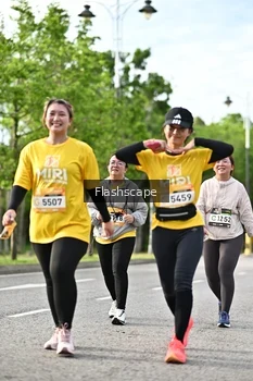 Runner Photo 1997773