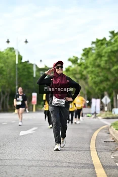Runner Photo 1997787